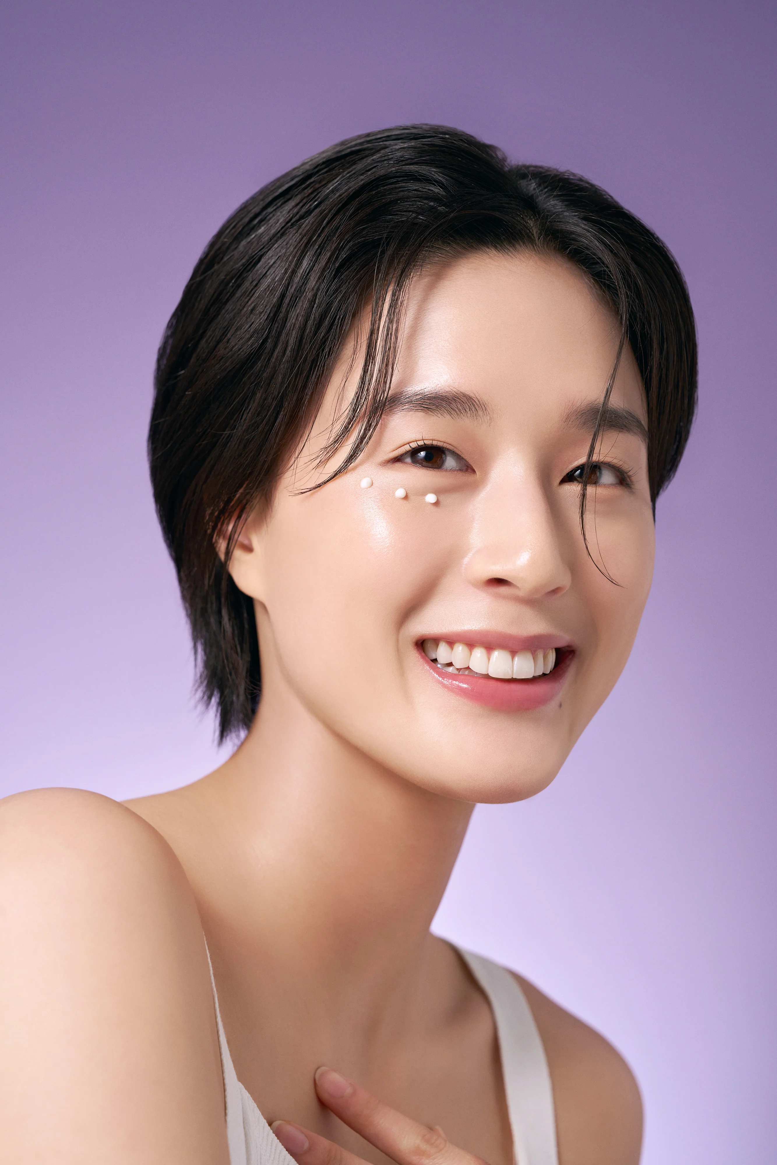 Timeless Bloom Retinol Spot Cream (30ml) - Image 3